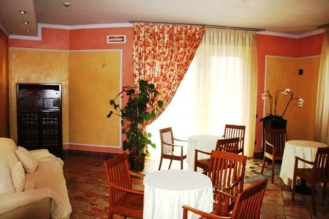 Locanda Sant'Ambrogio Cislago Ngoại thất bức ảnh